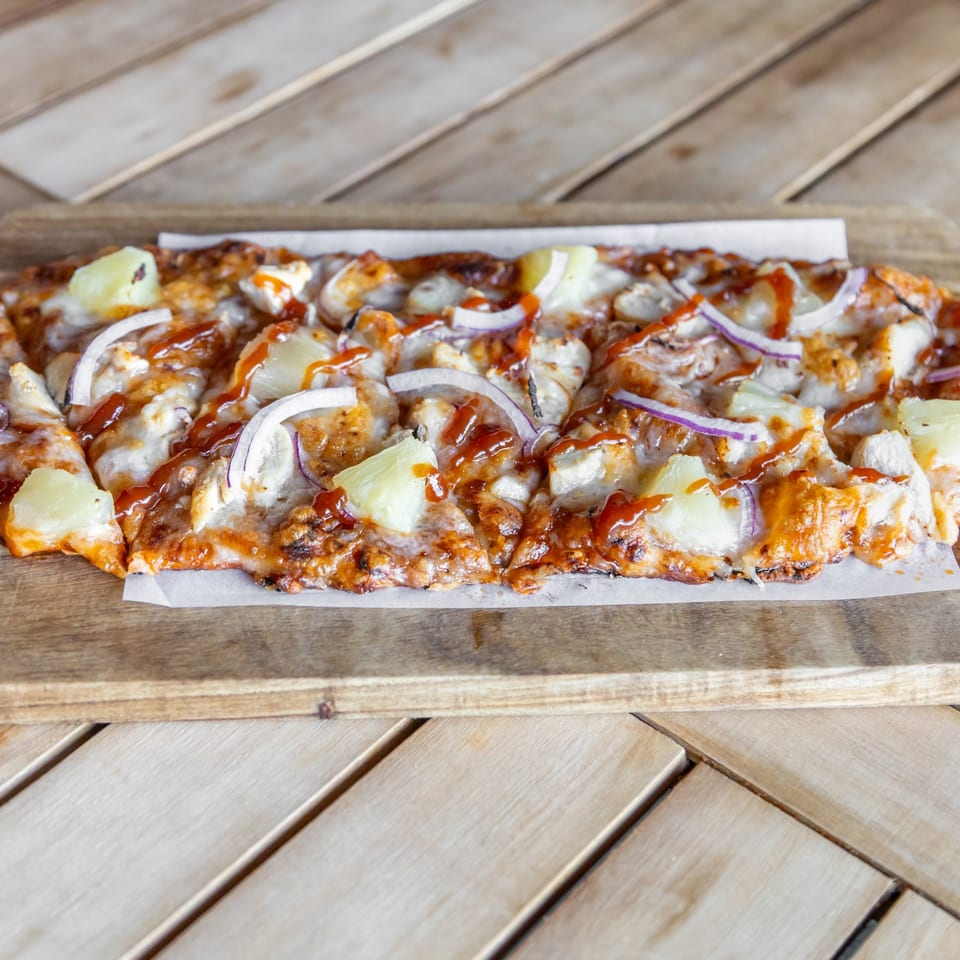 BBQ chicken flatbread