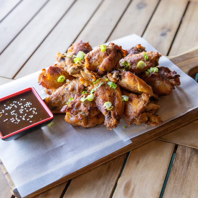Half the Coop (12 wings).