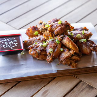 The Whole Coop (25 wings)